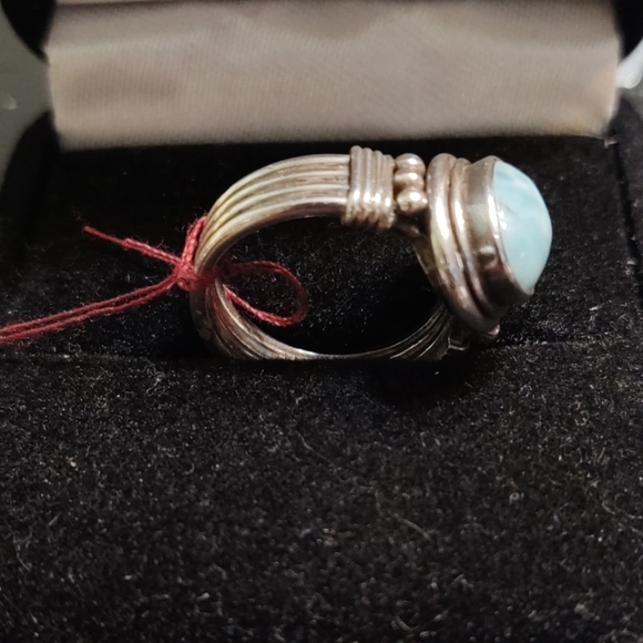 Sterling Silver with a Larimar Stone Ring - Picture 3 of 4
